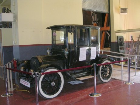 Detroit electric car from 1912